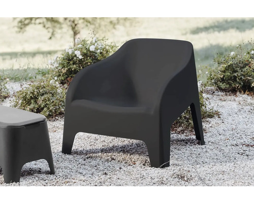 Plastová zahradní židle