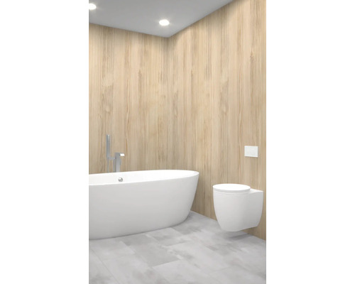 Koupelna s volně stojící vanou a závěsným WC před dřevěnou stěnou