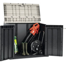 Otevřená kůlna na nářadí se zahradním nářadím