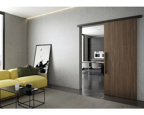 Obývací pokoj s posuvnými dveřmi do jídelny