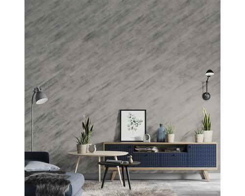 Obývací pokoj s pohovkou, konferenčním stolkem a příborníkem u šedé zdi