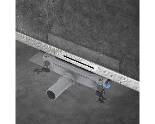 Sprchový prvek s odtokovým žlabem z nerezové oceli