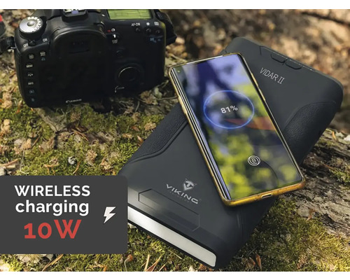 Fotoaparát mobilního telefonu, smartphone a powerbanka pro bezdrátové nabíjení