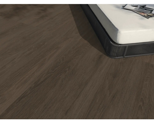 Dřevěná podlaha položená v interiéru