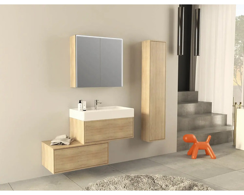 Moderní koupelnový komplet s umyvadlem, zrcadlovou skříňkou a vysokou skříní