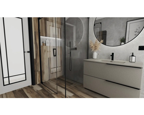 Moderní koupelna se sprchou, umyvadlem a zrcadlem