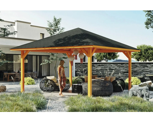 Zahradní altán SKAN HOLZ Cannes Velikost 3, 504x504 cm, světlé dubové laminované dřevo Dřevěný zahradní altán se sedací soupravou v zahradě
