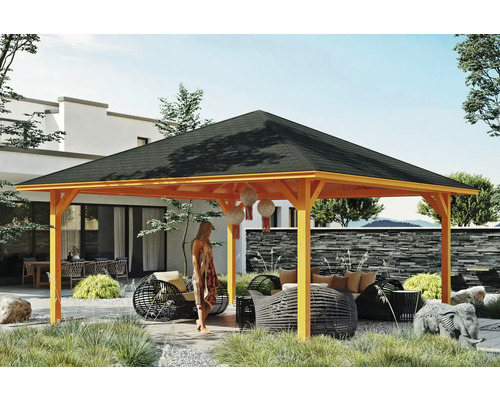 Zahradní altán SKAN HOLZ Cannes Velikost 4, 569x569 cm, světlé dubové laminované dřevo Dřevěný altán s taškovou střechou a posezením v zahradě
