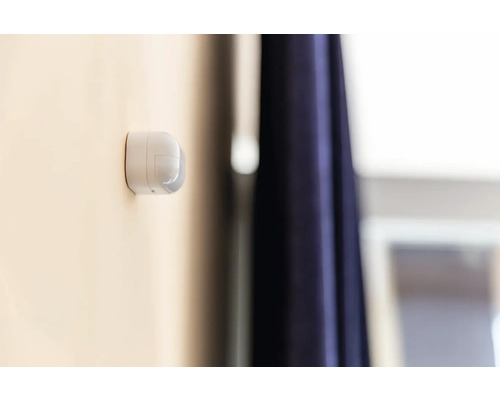 Pohybový senzor pro montáž na stěnu