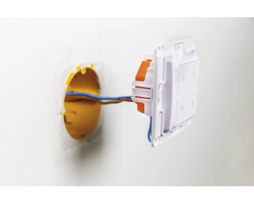 Instalace nástěnného vypínače s elektrickou krabicí a kabeláží