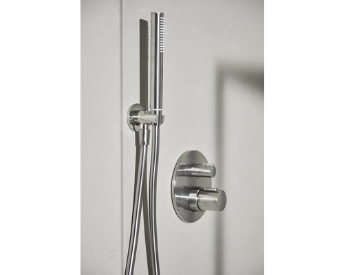 Sprchová souprava s ruční sprchou a armaturou