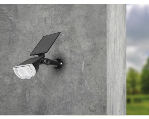 Solární reflektor pro montáž na stěnu se dvěma světly a solárním panelem