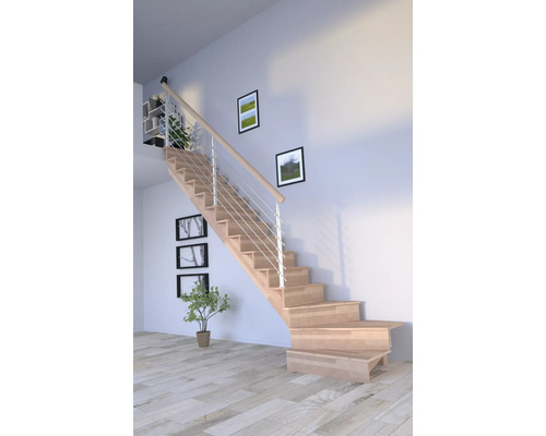 Dřevěné schodiště s kovovým zábradlím v moderním obývacím pokoji.