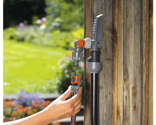 Připojení zahradní hadice k armatuře s kohoutkem a hadicovou spojkou