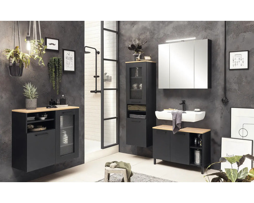 Moderní koupelnový set s umyvadlem, zrcadlovou skříňkou a spodními skříňkami v tmavém provedení.