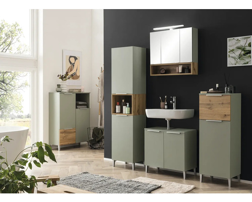 Moderní koupelnový nábytek se umyvadlem, zrcadlovou skříňkou a koupelnovými skříňkami ve světlém provedení