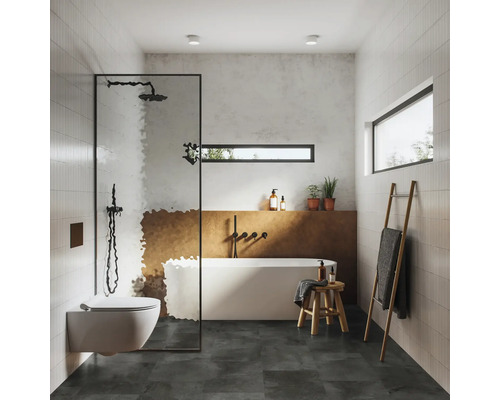 Moderní koupelna se sprchou, vanou, toaletou a umyvadlem