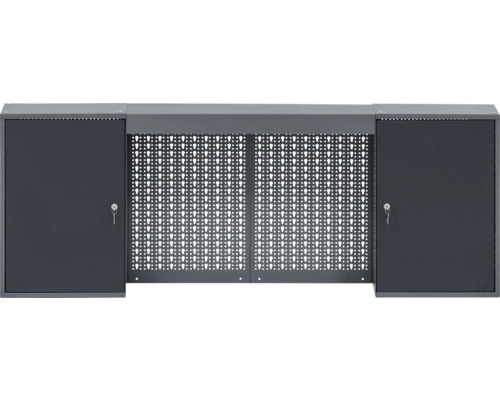 Garáž pro kola se dvěma uzamykatelnými dveřmi a perforovanou stěnou uprostřed.