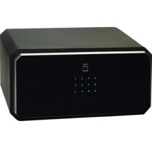 Černý trezor s elektronickým číselným zámkem