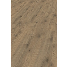 Položená laminátová podlaha v designu venkovských prken