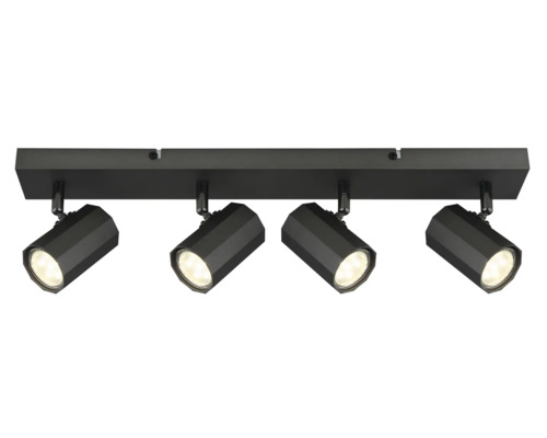 Stropní svítidlo se čtyřmi reflektory