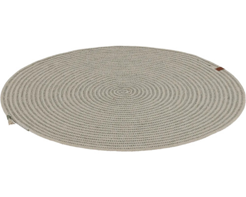 Oválný koberec s pleteným vzorem