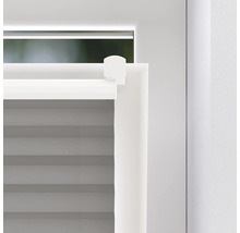 Detail okenní žaluzie pro interiérový design.