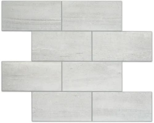 Obdélníkové nástěnné dlaždice z kameniny položené ve vazbě