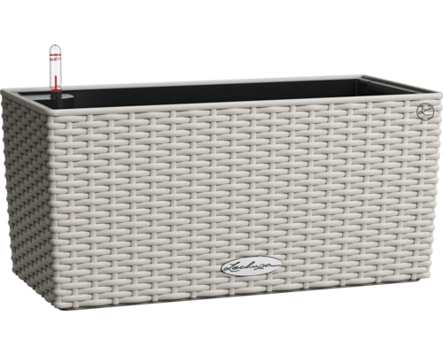 Obdélníkový květináč se zavlažovacím systémem a vzhledem ratanu