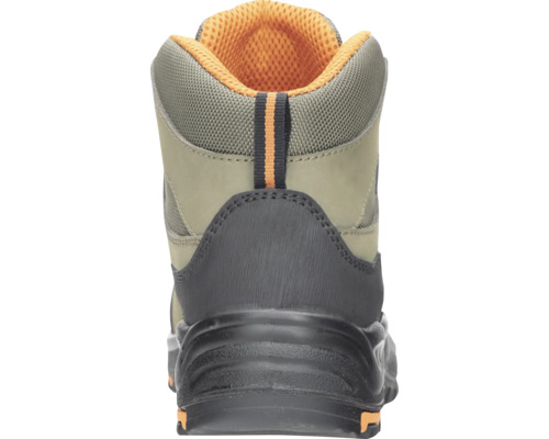 Pohled zezadu na outdoorovou obuv s textilním povrchem a zesíleným opatkem