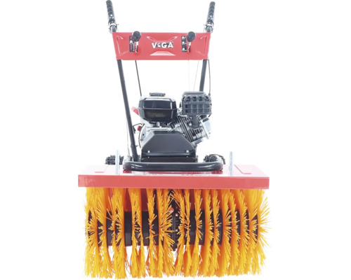 Zametač se motorem a kartáčovým válcem