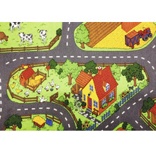 Hrací koberec s motivem farmy, včetně domu, zvířat a polí