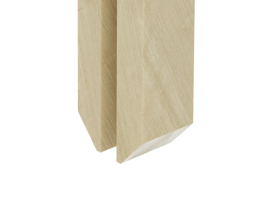 Dřevěný trám se šikmým řezem