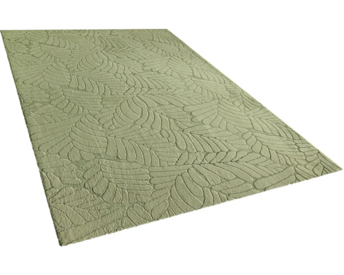 Koberec se vzorem listů