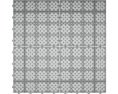 Mřížka do sebe zapadajících podlahových dlaždic pro venkovní použití.