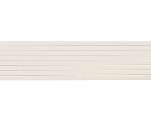 Keramická dlaždice s rýhovaným povrchem