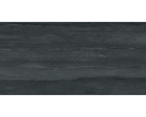 Detailní pohled na vodorovně vrstvenou kamennou desku