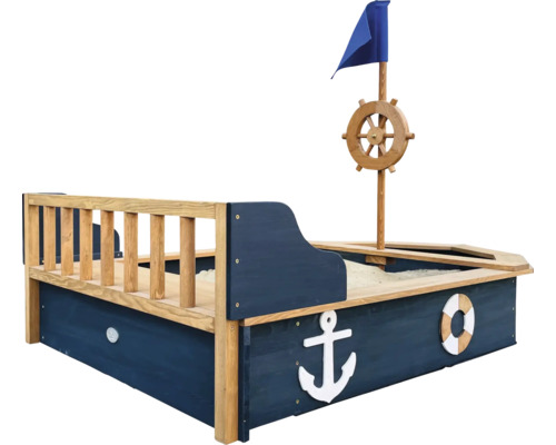 Pískoviště ve tvaru lodi s kormidelním kolem a plachtou