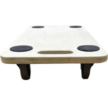 Dřevěná kolečka na nábytek s otvorem pro rukojeť a kolečky