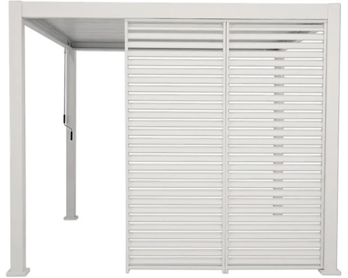 Pergola s lamelovou stěnou do zahrady