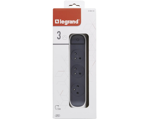 Legrand Logo. Prodlužovací kabel se třemi zásuvkami a délkou kabelu 1,5 metru v balení.