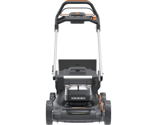 Akumulátorová sekačka na trávu