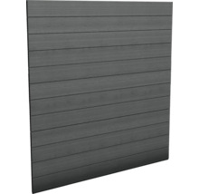 Šedý plot z vodorovných lamel