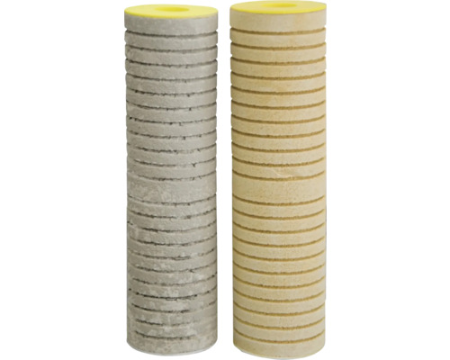 Dvě vodní filtrační patrony pro čištění vody