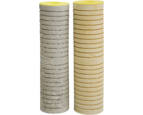 Dvě vodní filtrační patrony pro čištění vody