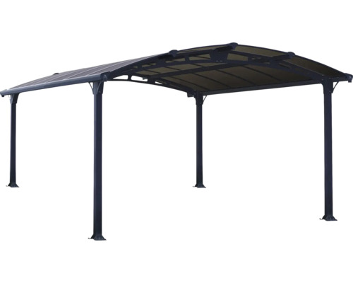 Volně stojící carport s ocelovou konstrukcí a střechou