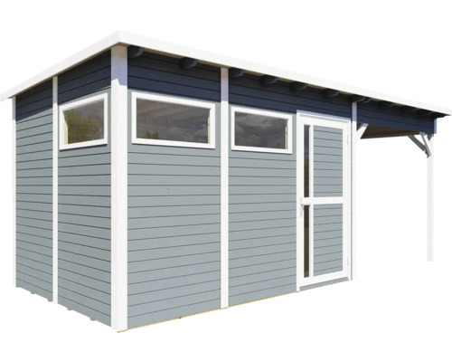 Zahradní domek ze dřeva s okny a dveřmi