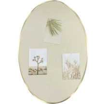 Oválná nástěnka se třemi fotografiemi