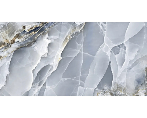 Detailní pohled na onyxovou dlaždici s mramorovým efektem