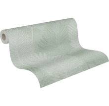 Role papírové tapety s listovým vzorem